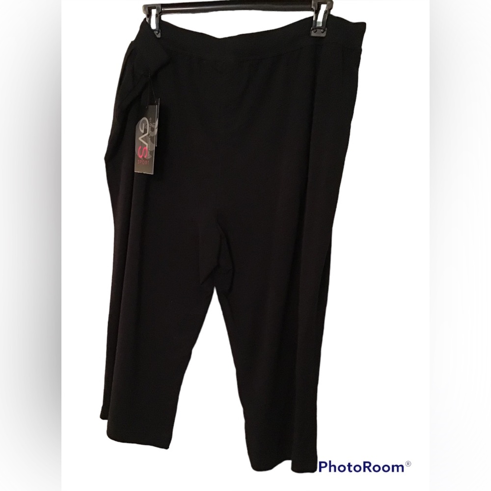 Gloria Vanderbilt Sport capris